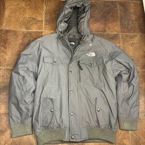 The North Face T550+T150 Down Filled Gotham Men's Gray Puffer Jacket Fall 2011